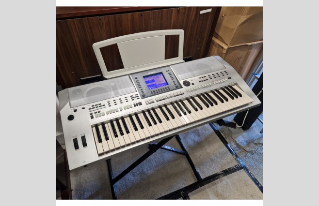 Yamaha PSR-S700 Keyboard, Used (SN:GBRCNN01047) - Image 4